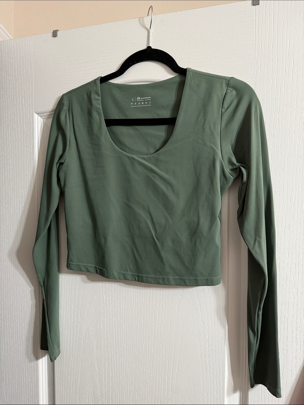 Scoop Neck Cropped Top in Sage Green